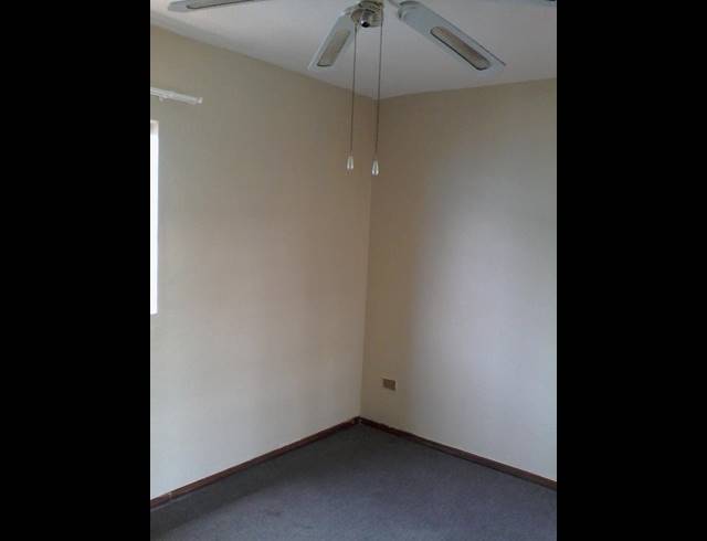 2 BEDROOM PROPERTY TO RENT IN MEER EN SEE